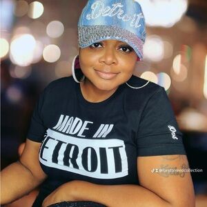 Meet your Posher, Loretta